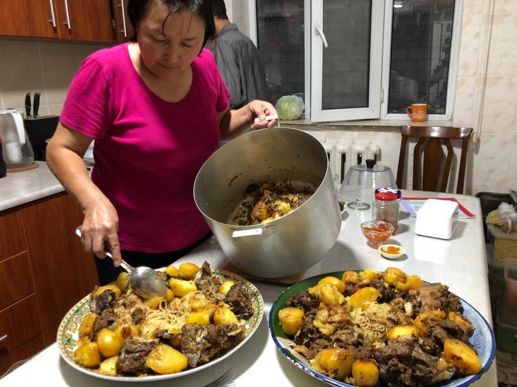 Homestay Jaisel Бишкек Екстериор снимка